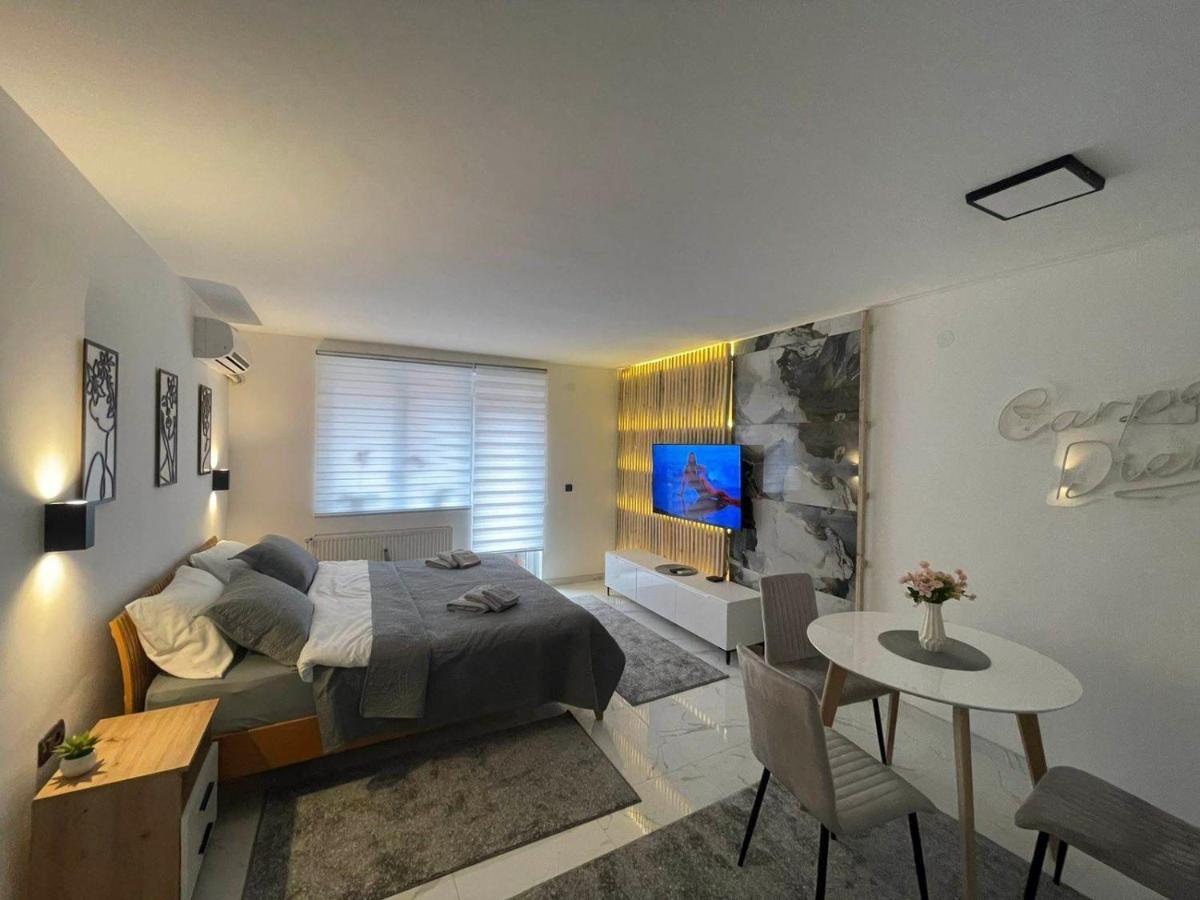 Apartman Afrodita Lux 1 Nis Bagian luar foto